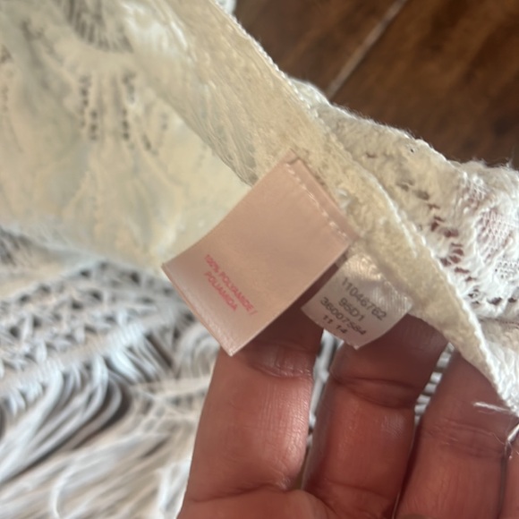 VS Coverup - Picture 5 of 7